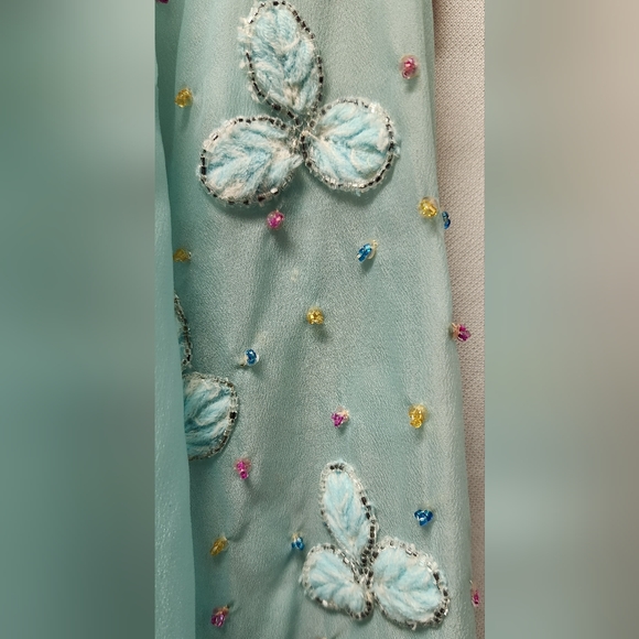 Light green sheer long sleeve Twiggy stand-up Collar Dress applied Decorations. - Picture 3 of 7